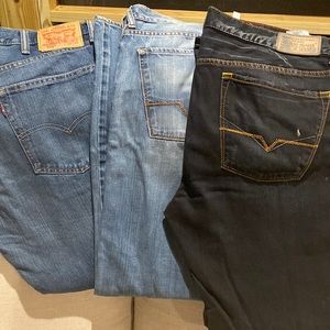 Men’s name brand jeans